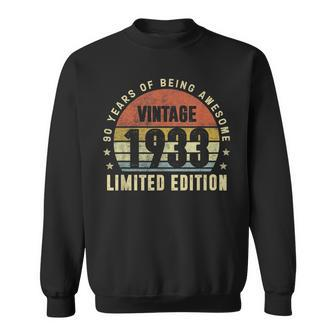90 Year Old Gifts Vintage 1933 Limited Edition 90Th Birthday V2 Men Women Sweatshirt Graphic Print Unisex - Seseable