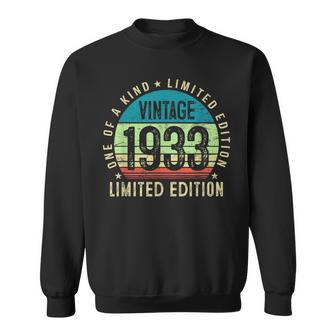 90 Years Old Vintage 1933 Limited Edition 90Th Birthday Gift V2 Sweatshirt - Seseable