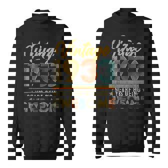 90Th Birthday Gift Vintage 1933 Limited Edition 90 Year Old Sweatshirt - Thegiftio