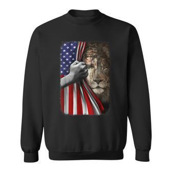 Christian Lion And Jesus Usa American Flag Patriotic Patriot V2 Sweatshirt - Seseable