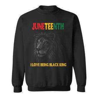 I Love Being A Black King Dad Fathers Day Lion Juneteenth Sweatshirt | Mazezy DE