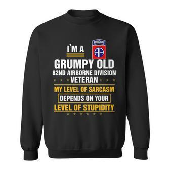 Im A Grumpy Old 82Nd Airborne Division Veteran Sweatshirt - Seseable