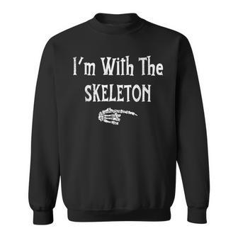 Im With Skeleton Halloween Costume Funny Couples Matching Men Women Sweatshirt Graphic Print Unisex - Thegiftio UK