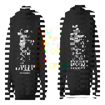 Its Ok To Be Different Autism Awareness Puzzle Giraffe Sweatshirt - Thegiftio