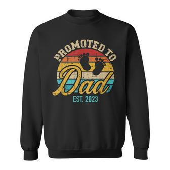 Mens Promoted To Dad 2023 Vintage Retro Sweatshirt - Seseable