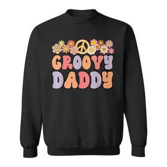 Retro Groovy Daddy And Vintage Family Retro Dad Birthday Sweatshirt - Seseable