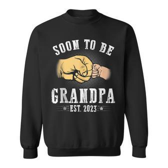 Soon To Be Grandpa Est 2023 First Time New Dad Fathers Day Sweatshirt - Thegiftio UK
