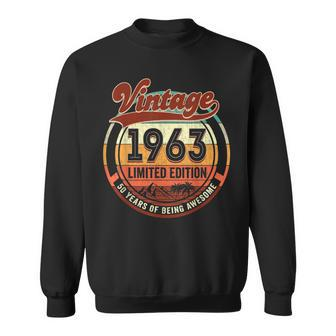 Vintage 1963 Limited Edition 60 Year Old Gifts 60Th Birthday V2 Sweatshirt - Seseable