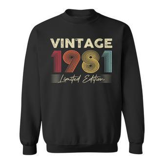 Vintage 1981 Wedding Anniversary Born In 1981 Birthday Party Sweatshirt - Seseable