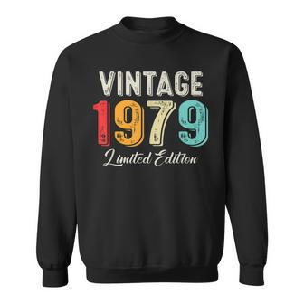 Vintage Born In 1979 Birthday Year Party Wedding Anniversary Sweatshirt - Seseable
