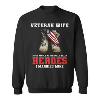 Womens Ki Proud Veteran Wife Costume Veteran Day Gift America Flag Men Women Sweatshirt Graphic Print Unisex - Seseable