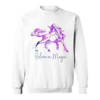 Believe In Magic Einhorn-Sweatshirt, Vintage-Fantasiekunst für Pferdefans - Seseable
