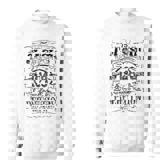 Vintage 1948 Limited Edition 75 Year Old 75Th Birthday Sweatshirt | Mazezy