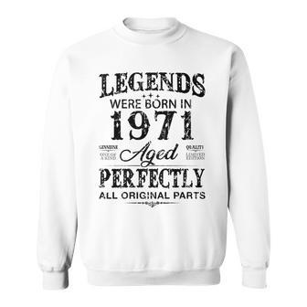 Vintage 1971 Funny 51 Years Old Men And Women 51Th Birthday Sweatshirt - Seseable