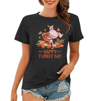 Cute Turkey Hug Pig Happy Thanksgiving Day Women T-shirt | Mazezy