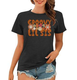Groovy Lil Sis Colorful Flowers First 1St Birthday Party Women T-shirt - Thegiftio UK