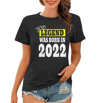 Legendärer Vater und Mutter, Dieses Kind 2022 Geboren Frauen Tshirt - Seseable