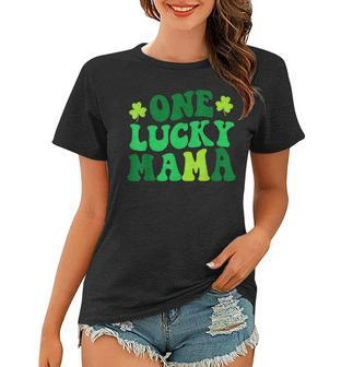 One Lucky Mama Retro Vintage St Patricks Day Clothes  Women T-shirt