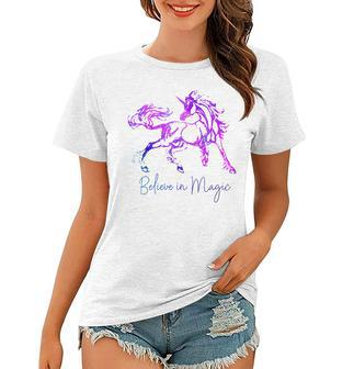 Believe In Magic Einhorn-Frauen Tshirt, Vintage-Fantasiekunst für Pferdefans - Seseable
