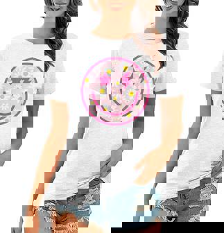 Happy Face Daisy Flower Preppy Aesthetic Smile Face Women T-shirt | Mazezy