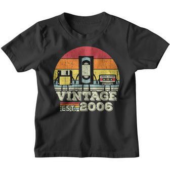 17 Year Old Funny Vintage 2006 17Th Birthday Gifts Girls Boy Youth T-shirt - Thegiftio UK
