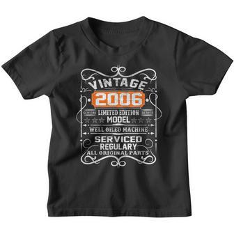 17 Year Old Gift Boys Girls Vintage 2006 17Th Birthday Retro Youth T-shirt - Thegiftio UK