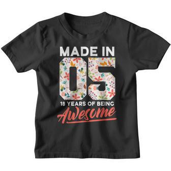 18 Year Old Gift 18Th Birthday Girl N Made In 2005 Flower Youth T-shirt - Thegiftio UK