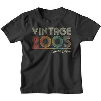 18 Years Old Vintage 2005 18Th Birthday Gifts For Boys Girls Youth T-shirt - Thegiftio UK