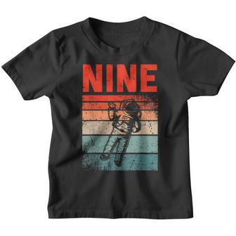 9 Years Old Birthday Boy Retro Astronaut 9Th Birthday Youth T-shirt - Thegiftio UK