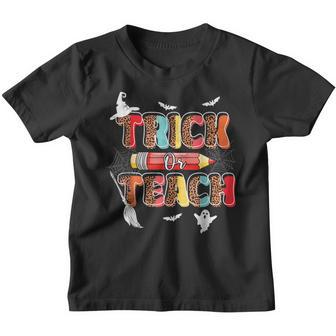 Groovy Trick Or Teach Ghost Teacher Halloween Costume 2022 V4 Youth T-shirt - Thegiftio UK