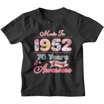 Pink Floral Made In 1952 70 Years Of Being Awesome Birthday Youth T-shirt - Monsterry