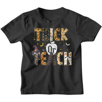 Trick Or Teach Funny Teacher Halloween Costume 2022 Youth T-shirt - Thegiftio UK