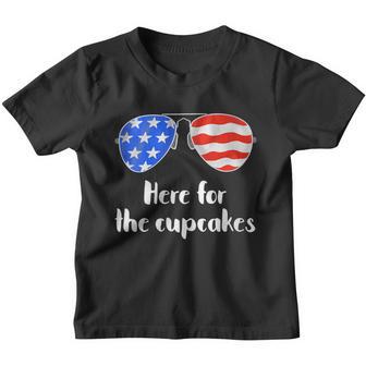Womens Here For The Cupcakes Mom Or Dad - Funny Family 4Th Of July Youth T-shirt - Thegiftio UK