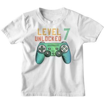 Kids Level 7 Unlocked 7Th Birthday Gamer Gifts 7 Year Old Boys Youth T-shirt | Mazezy