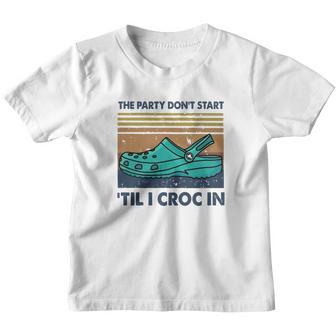 Vintage The Party Don’T Start ’Til I Croc In Youth T-shirt - Thegiftio UK