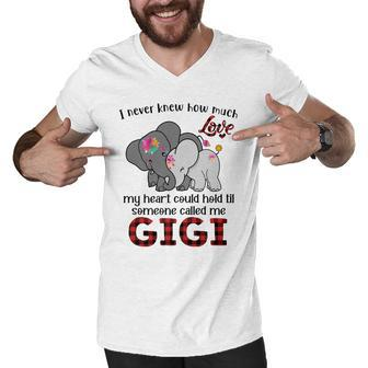Elephant Mom I Never Knew How Much My Heart Could Hold Til Someone Called Me Gigi Men V-Neck Tshirt - Thegiftio UK