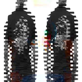 Astronaut And Alien Love Eating Pizza Exploring Space Men's T-shirt Back Print - Seseable