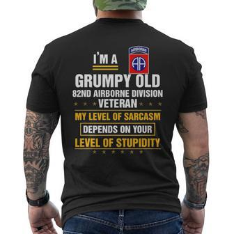 Im A Grumpy Old 82Nd Airborne Division Veteran Men's T-shirt Back Print - Seseable
