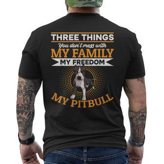 Pitbull Pittie - Three Things You Don´T Mess With Men's T-shirt Back Print - Seseable