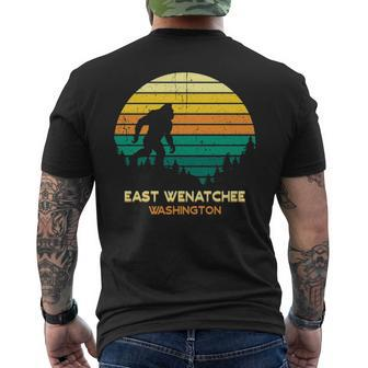 Retro East Wenatchee Washington Big Foot Souvenir V2 Men's T-shirt Back Print - Seseable