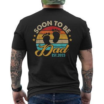 Mens Soon To Be Dad 2023 Fathers Day First Time Dad Pregnancy Men's T-shirt Back Print - Seseable