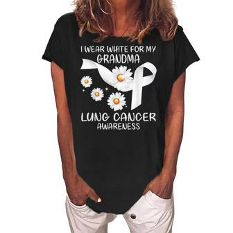 I Wear White For My Grandma Lung Cancer Awareness Daisy Gift Women's Loosen Crew Neck Short Sleeve T-Shirt | Mazezy