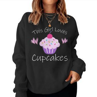 Cupcake Lover Gift Girls Women Mom Grandma Love Cooking Gift Women Crewneck Graphic Sweatshirt - Seseable