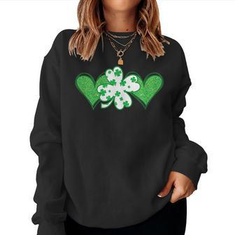 Cute St Patricks Day Green Irish Shamrock Heart Women Women Crewneck Graphic Sweatshirt - Seseable
