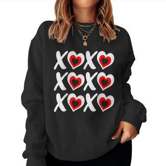 Cute Xoxo Valentines Day Heart Men Women Couples Matching Women Crewneck Graphic Sweatshirt - Seseable