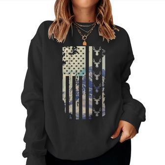Deer Hunting American Flag 4Th Of July Fathers Day Christmas Women Crewneck Graphic Sweatshirt - Seseable