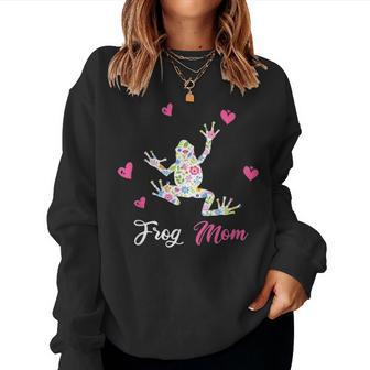 Frog Mom Funny Animal Gift For Mothers Day Women Crewneck Graphic Sweatshirt - Seseable