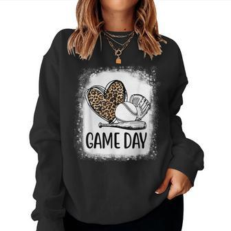 Game Day Baseball Decorations Leopard Heart Soccer Mom Mama Women Sweatshirt | Mazezy