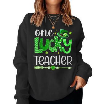 Green Leopard Shamrock One Lucky Teacher St Patricks Day Women Crewneck Graphic Sweatshirt - Seseable