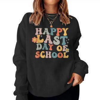 Groovy Happy Last Day Of School Teacher End Of School Year  Women Crewneck Graphic Sweatshirt